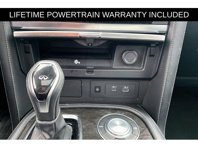 2024 INFINITI QX80 LUXE