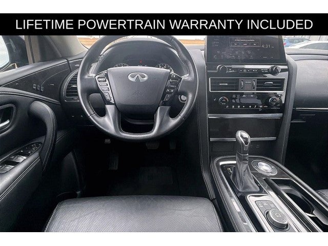 2024 INFINITI QX80 LUXE