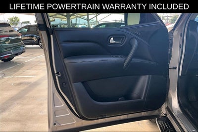 2023 INFINITI QX80 LUXE