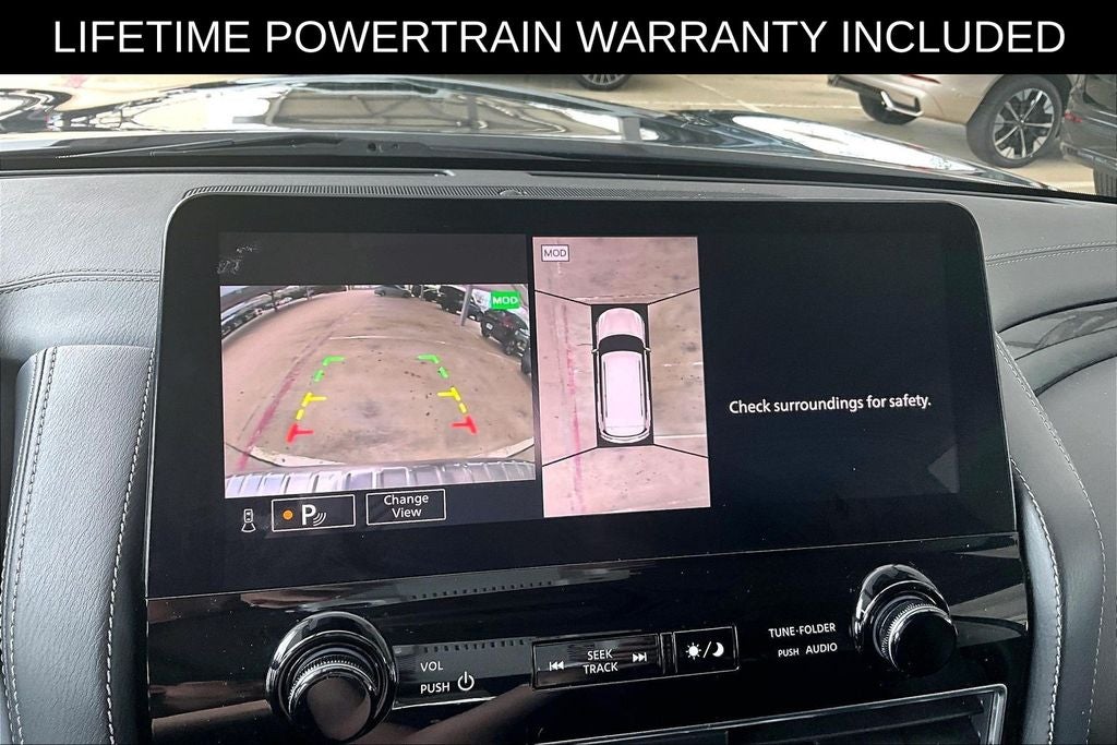 2024 INFINITI QX80 LUXE