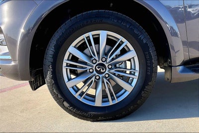 2022 INFINITI QX80 LUXE