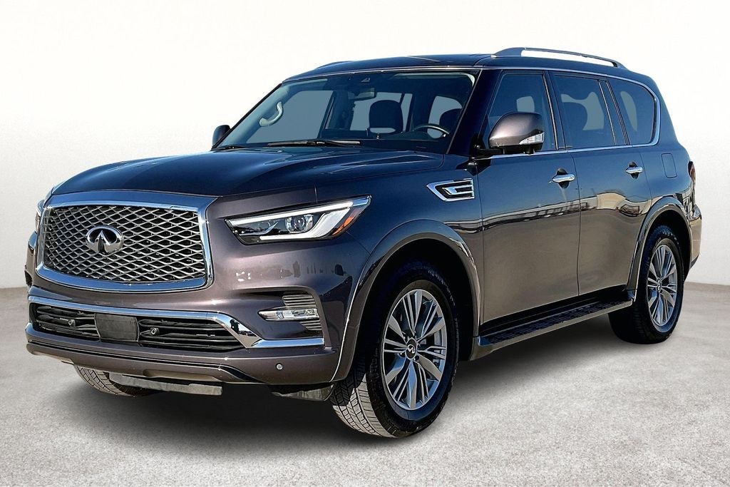 2022 INFINITI QX80 LUXE