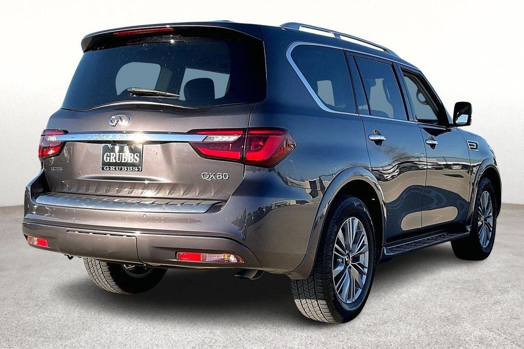 2022 INFINITI QX80 LUXE