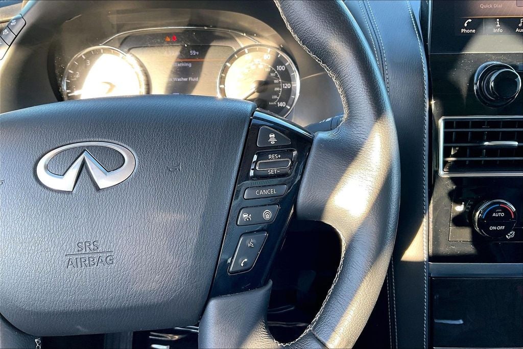 2022 INFINITI QX80 LUXE