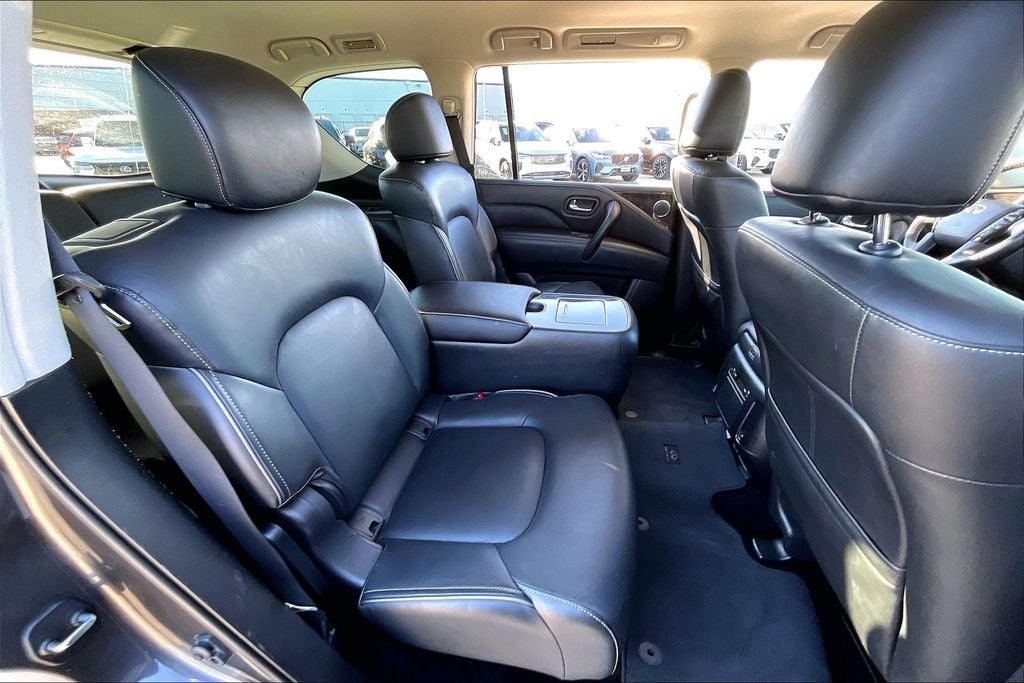 2022 INFINITI QX80 LUXE