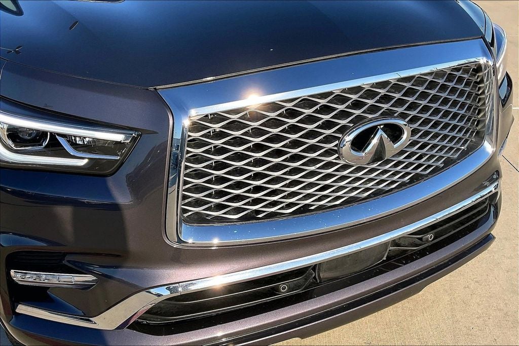2022 INFINITI QX80 LUXE