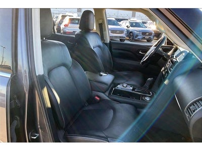 2022 INFINITI QX80 LUXE