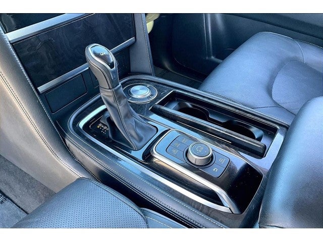 2022 INFINITI QX80 LUXE