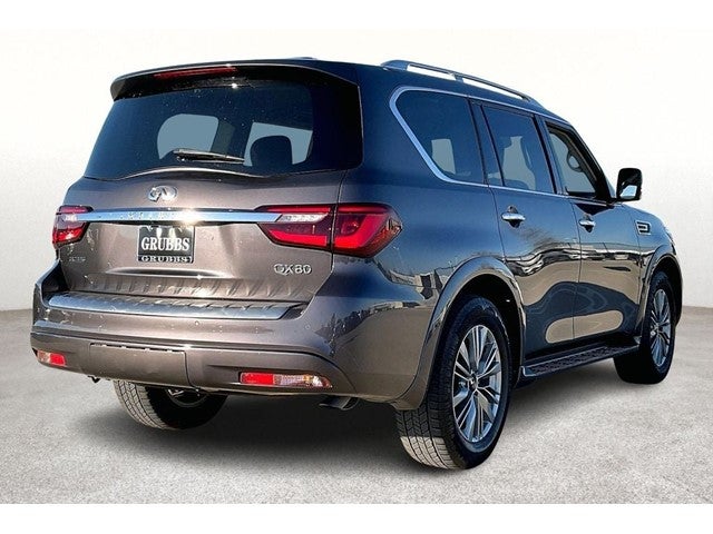 2022 INFINITI QX80 LUXE