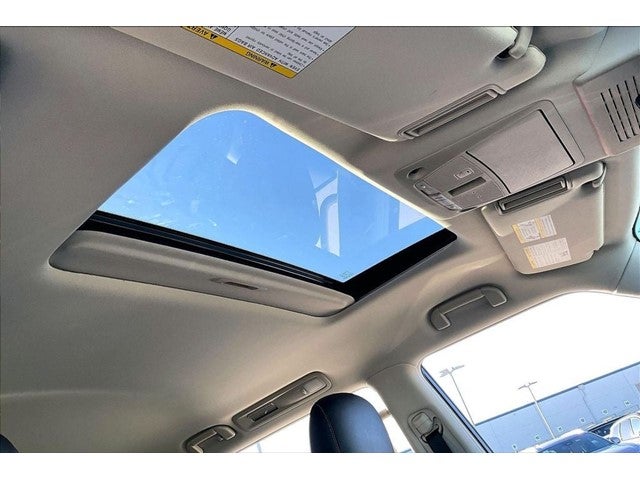 2022 INFINITI QX80 LUXE