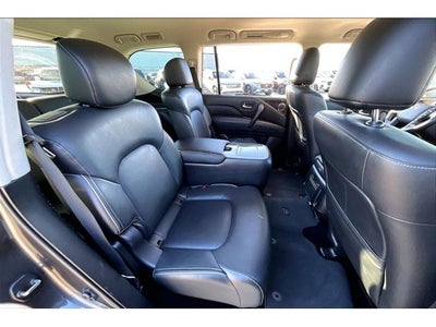 2022 INFINITI QX80 LUXE