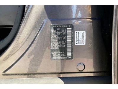 2022 INFINITI QX80 LUXE