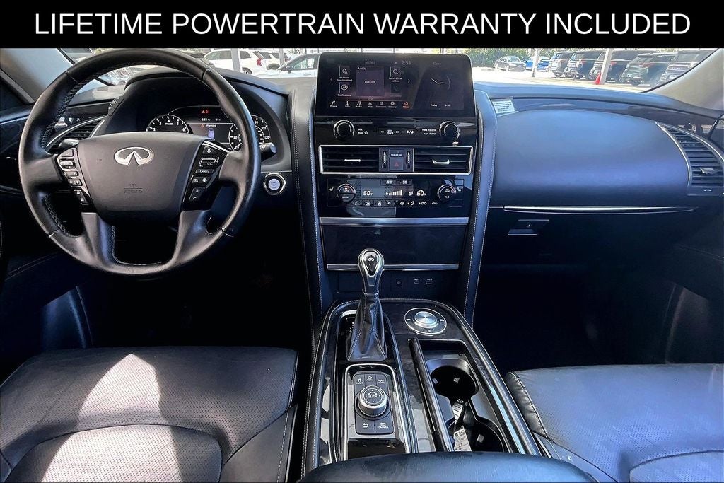 2024 INFINITI QX80 LUXE