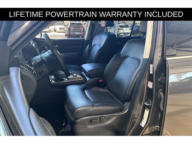 2024 INFINITI QX80 LUXE