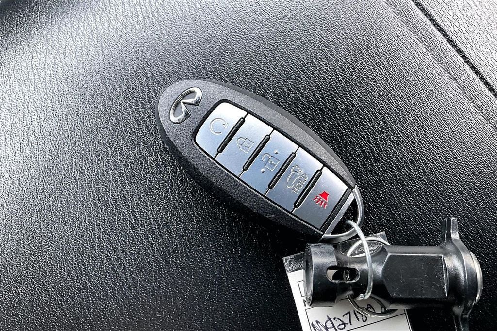 2021 INFINITI QX80 Sensory