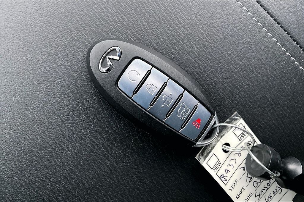 2024 INFINITI QX80 Sensory