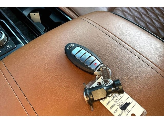 2024 INFINITI QX80 Sensory