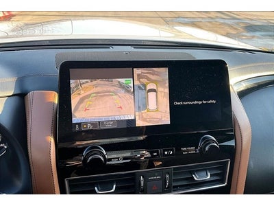 2024 INFINITI QX80 Sensory