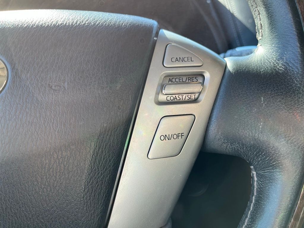 2017 INFINITI QX80 Base