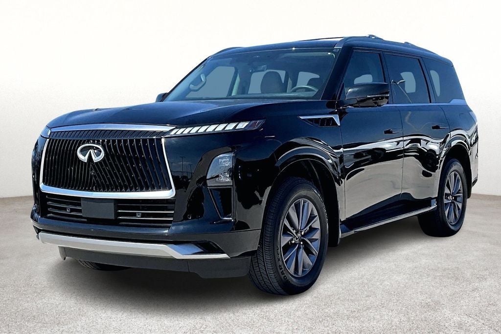 2025 INFINITI QX80 PURE