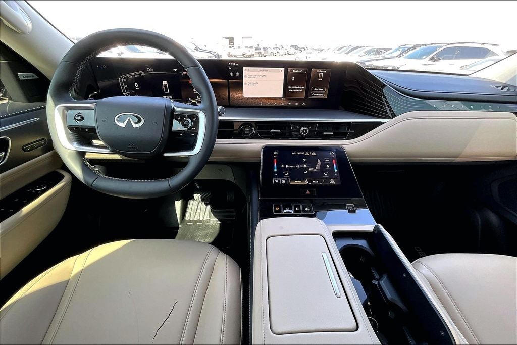 2025 INFINITI QX80 PURE