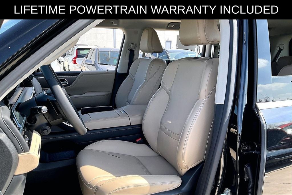 2025 INFINITI QX80 PURE