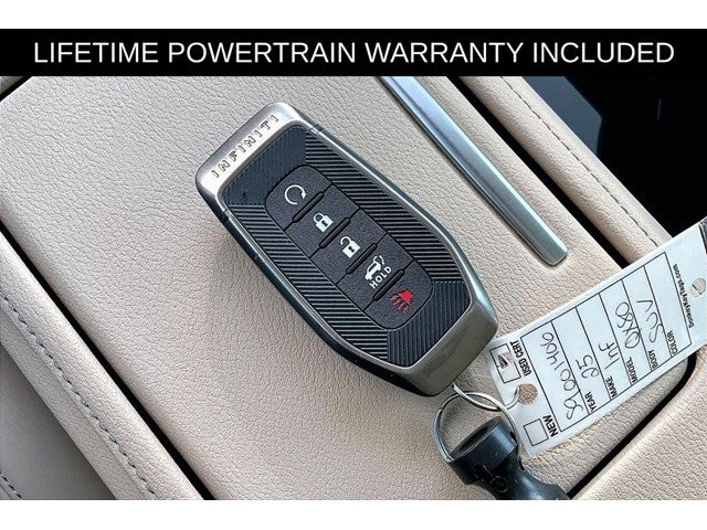 2025 INFINITI QX80 PURE