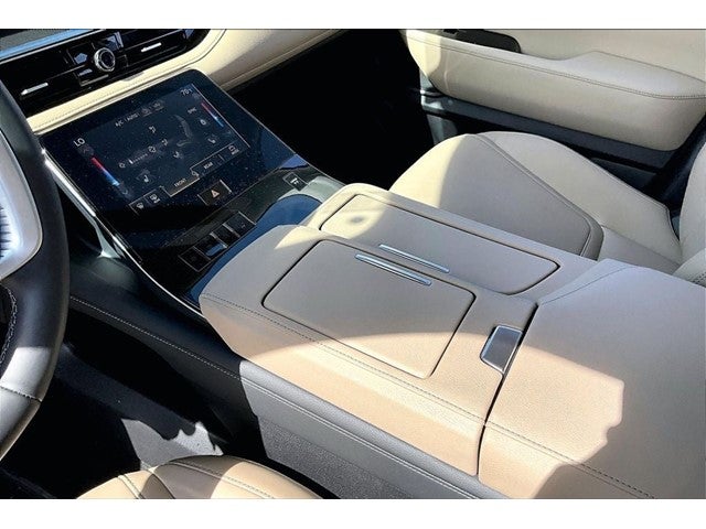 2025 INFINITI QX80 PURE