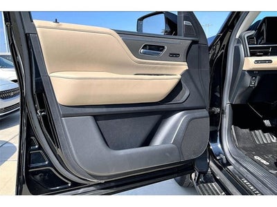 2025 INFINITI QX80 PURE