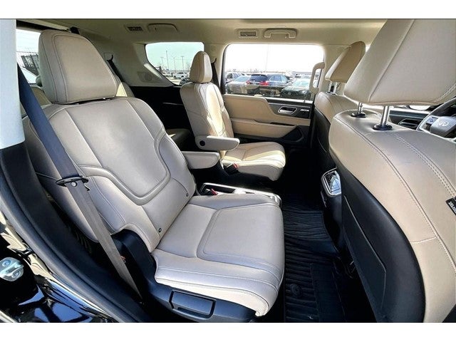 2025 INFINITI QX80 PURE