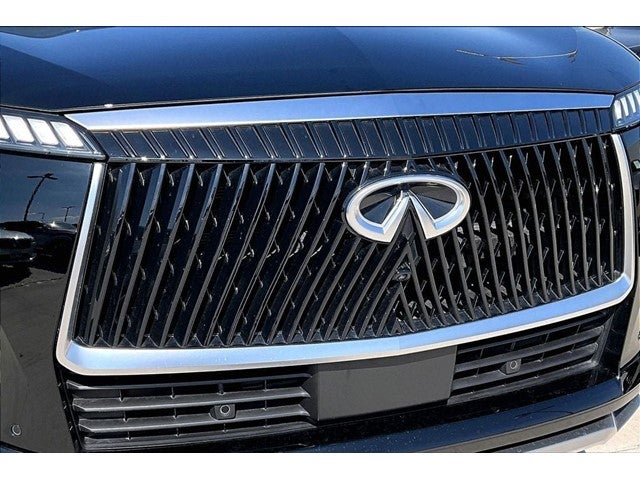 2025 INFINITI QX80 PURE