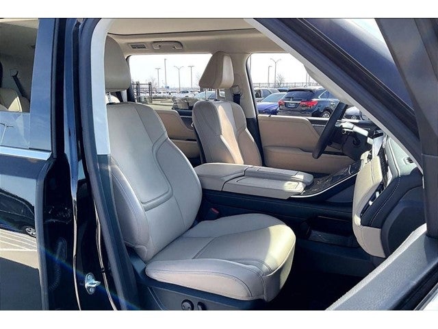 2025 INFINITI QX80 PURE