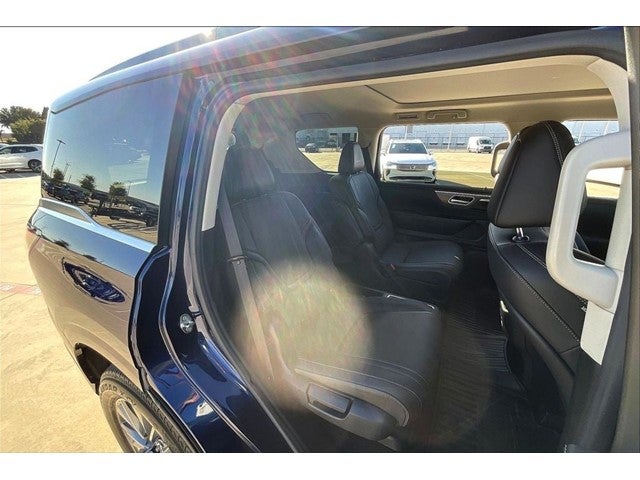 2025 INFINITI QX80 PURE