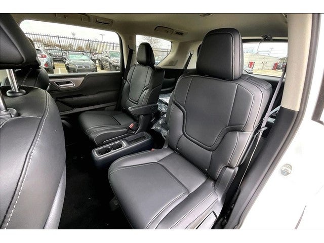 2026 INFINITI QX80 PURE