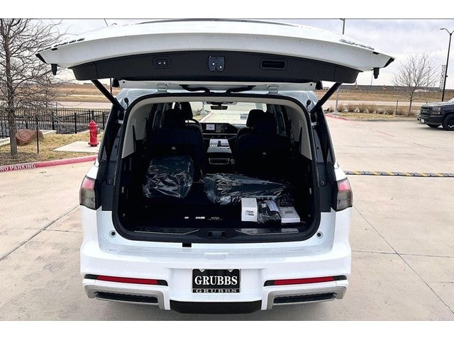 2026 INFINITI QX80 PURE