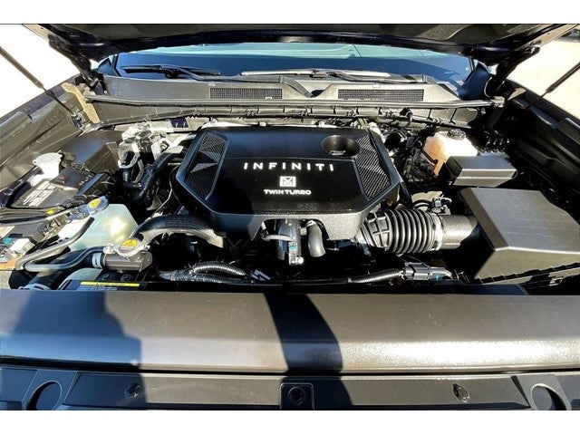 2025 INFINITI QX80 PURE