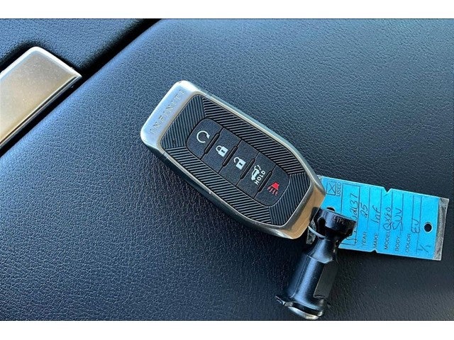 2025 INFINITI QX80 PURE