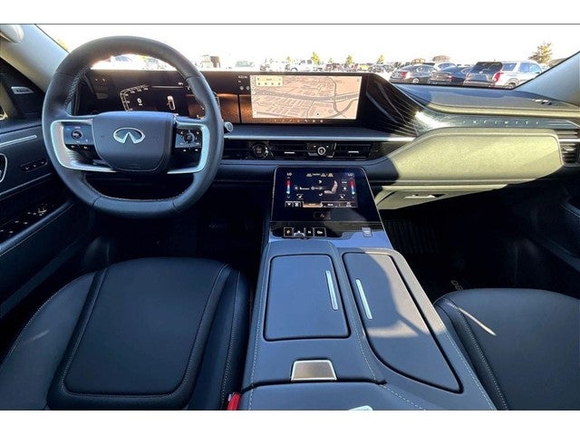 2025 INFINITI QX80 PURE