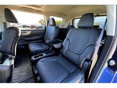 2025 INFINITI QX80 PURE