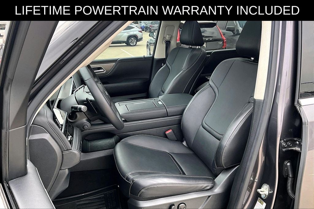 2025 INFINITI QX80 PURE