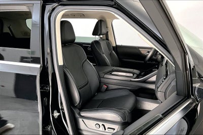 2025 INFINITI QX80 LUXE