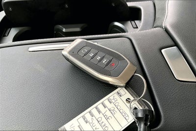 2025 INFINITI QX80 LUXE