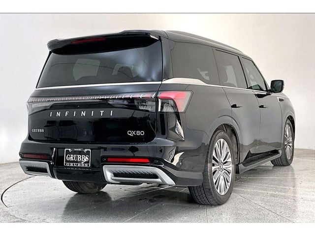 2025 INFINITI QX80 LUXE