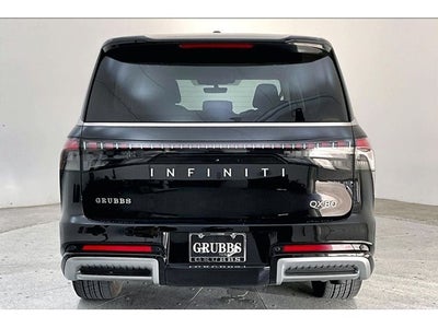 2025 INFINITI QX80 LUXE