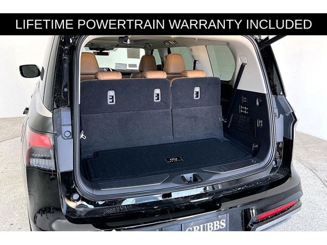 2027 INFINITI QX80 LUXE