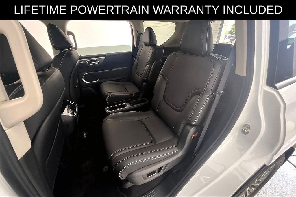 2027 INFINITI QX80 LUXE
