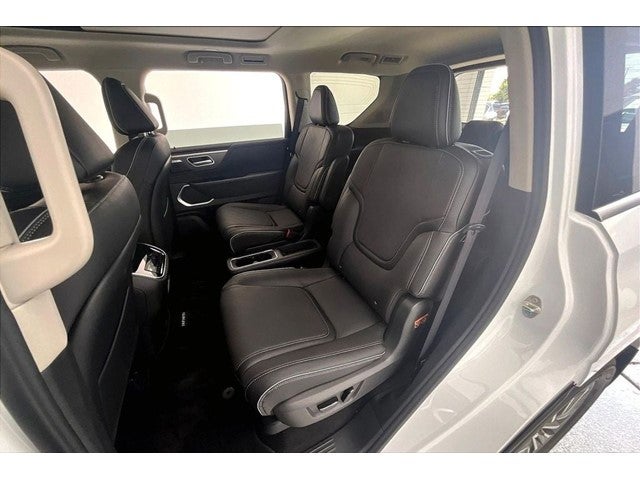 2027 INFINITI QX80 LUXE