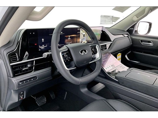 2027 INFINITI QX80 LUXE