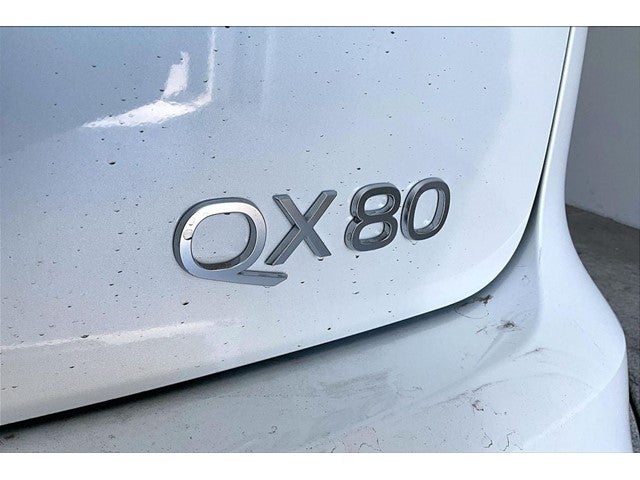 2027 INFINITI QX80 LUXE