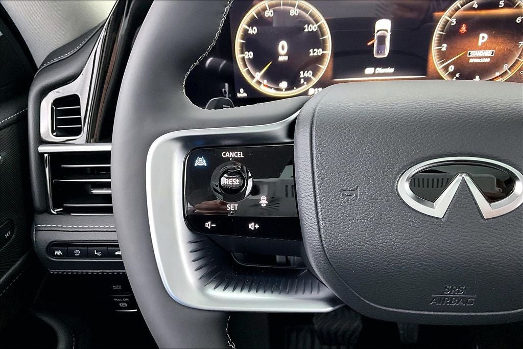 2027 INFINITI QX80 LUXE
